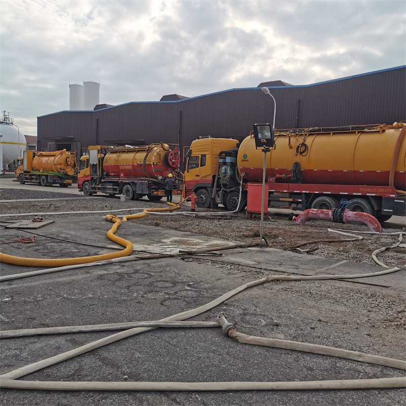 洱源污水池清理